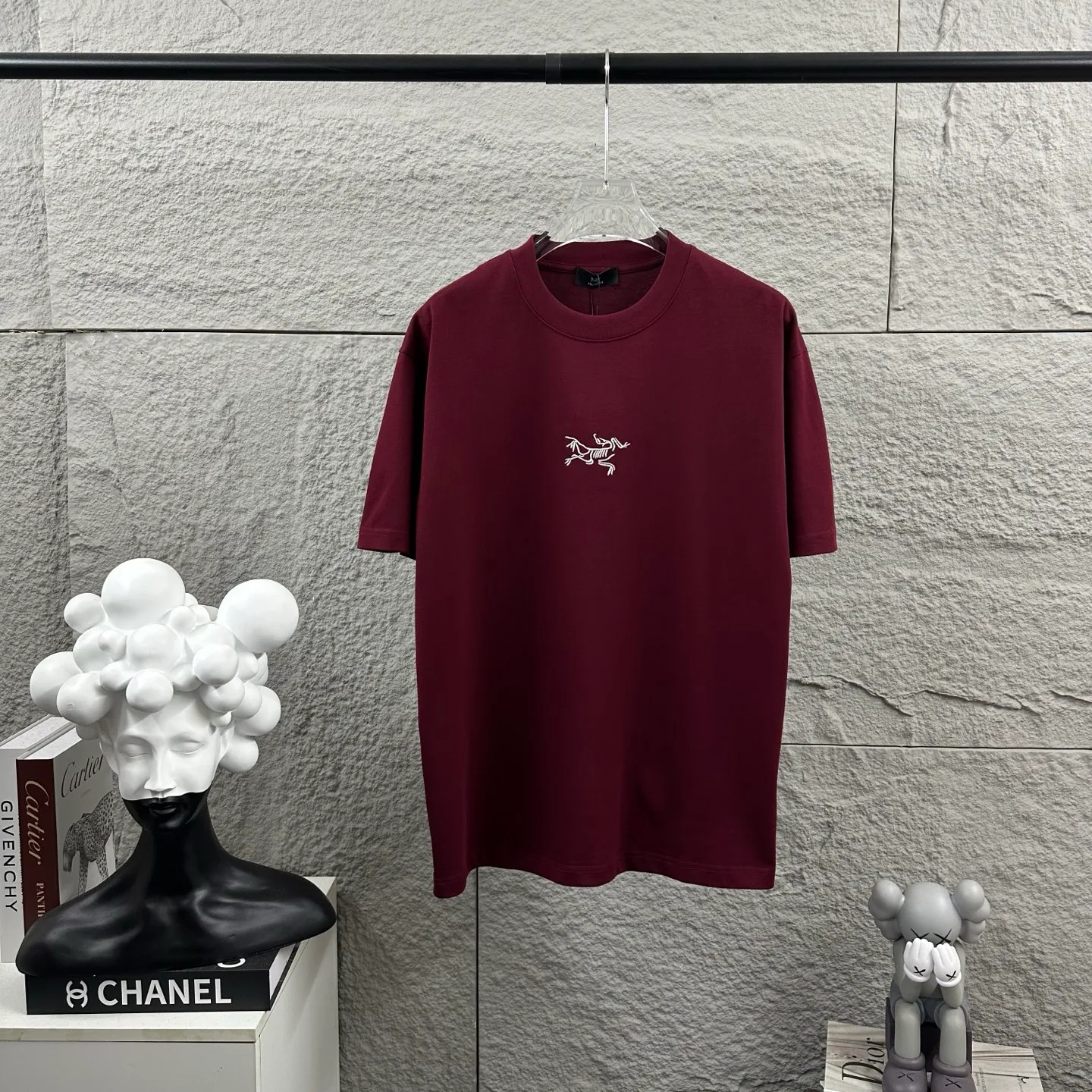 ARC'TERYX* * 2026 New Arrival Classic T Same Style ：Black White Red Size： S （90-130 ） M （120-150 ） L （140-165 ） XL （160-180 ） XXL （180 ）